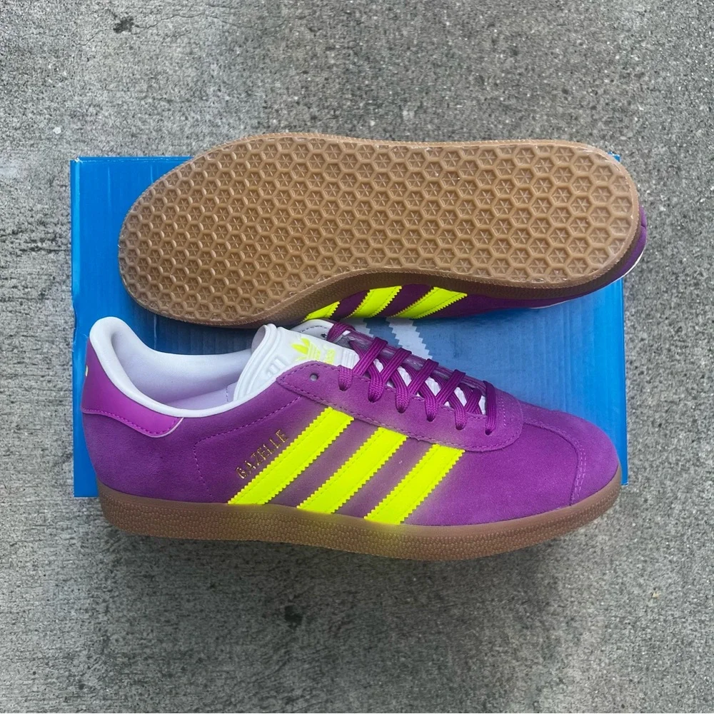 WMNS ADIDAS ORIGINALS GAZELLE PURPLE BURST NEON SOLAR YELLOW SHOES SNEAKERS - Picture 13 of 17